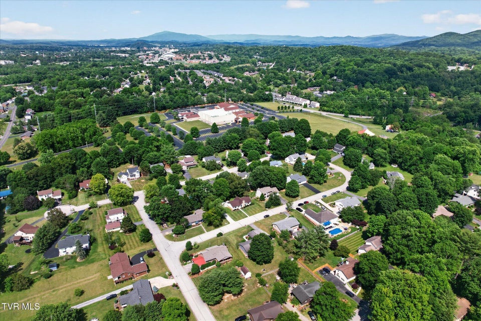 Photo #47: 1203 Fredericksburg Drive