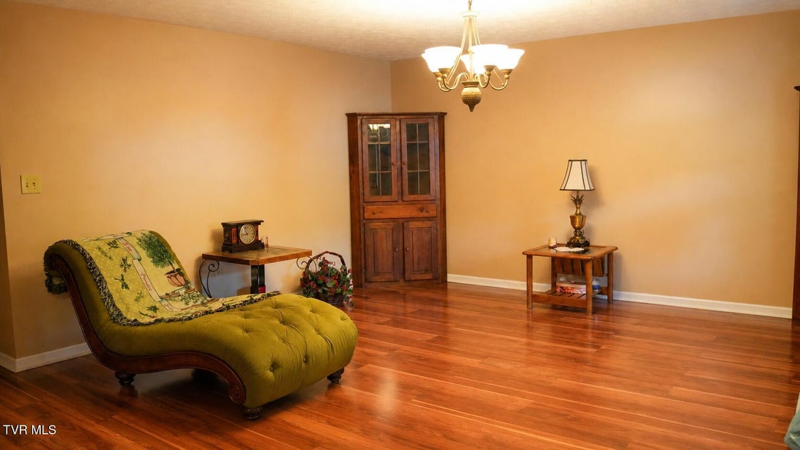 Photo #4: 510 Colonial Road