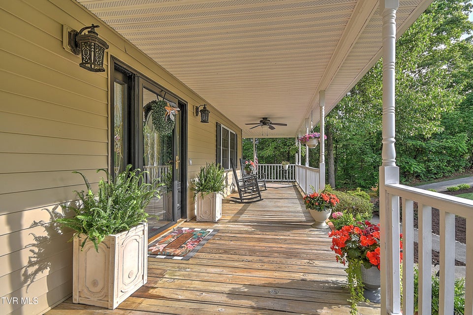 Photo #7: 112 Southridge Drive