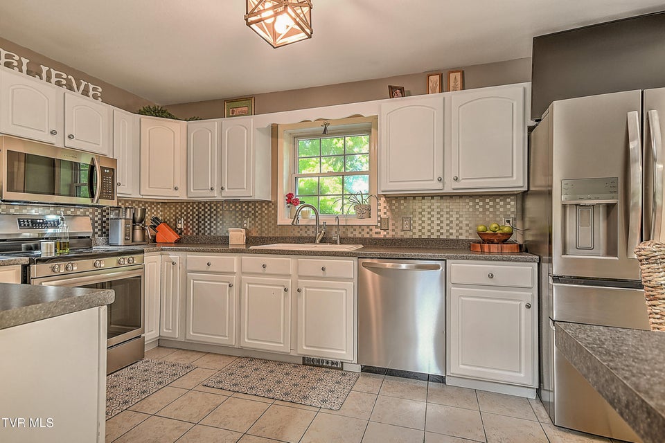 Photo #19: 112 Southridge Drive