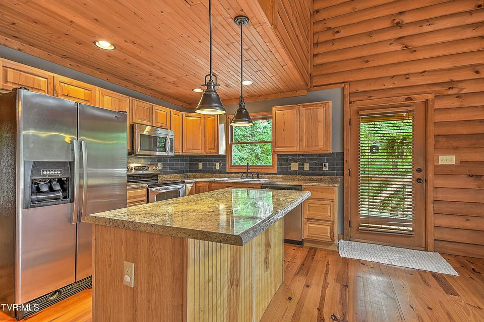 Photo #16: 9245 Mendota Road