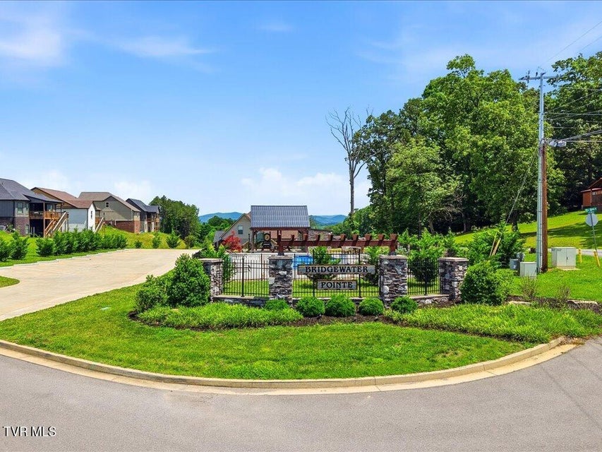 Photo #26: 3132 Bridgewater Boulevard