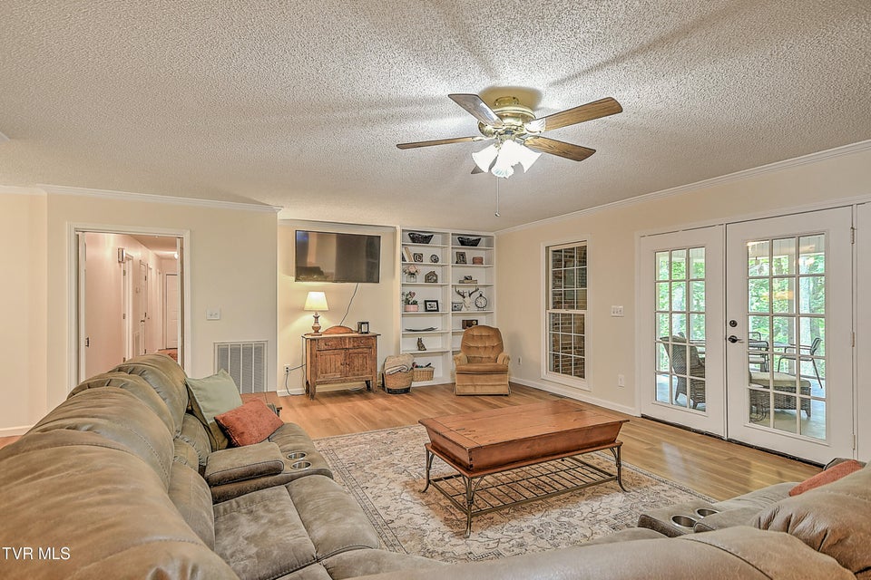 Photo #17: 145 Zeb Grindstaff Road
