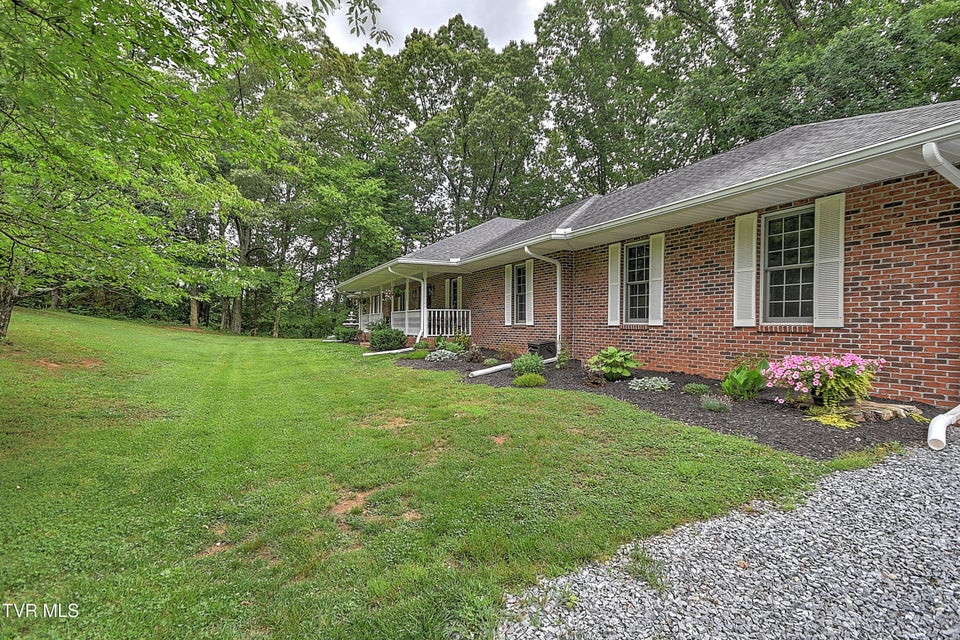 Photo #49: 145 Zeb Grindstaff Road