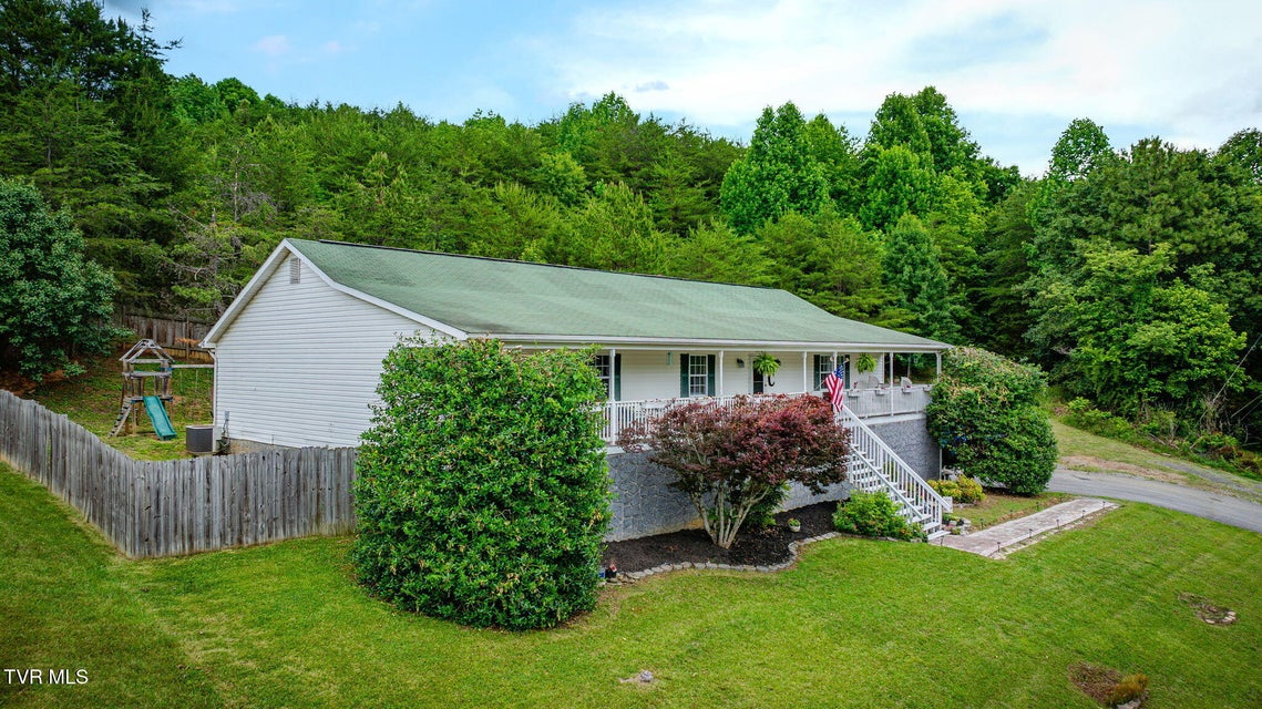 Photo #3: 437 Neal Drive