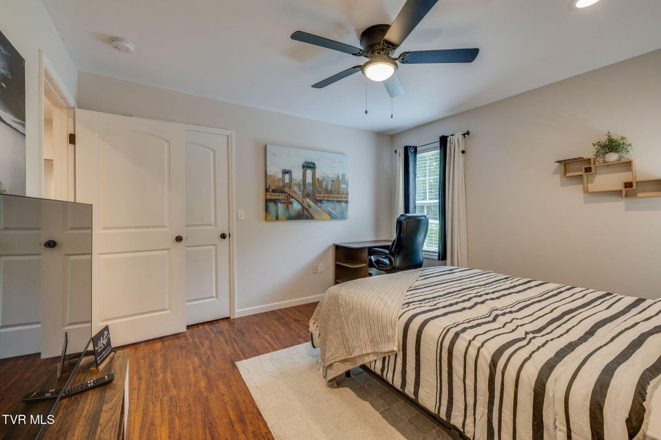 Photo #26: 2100 Longreen Road