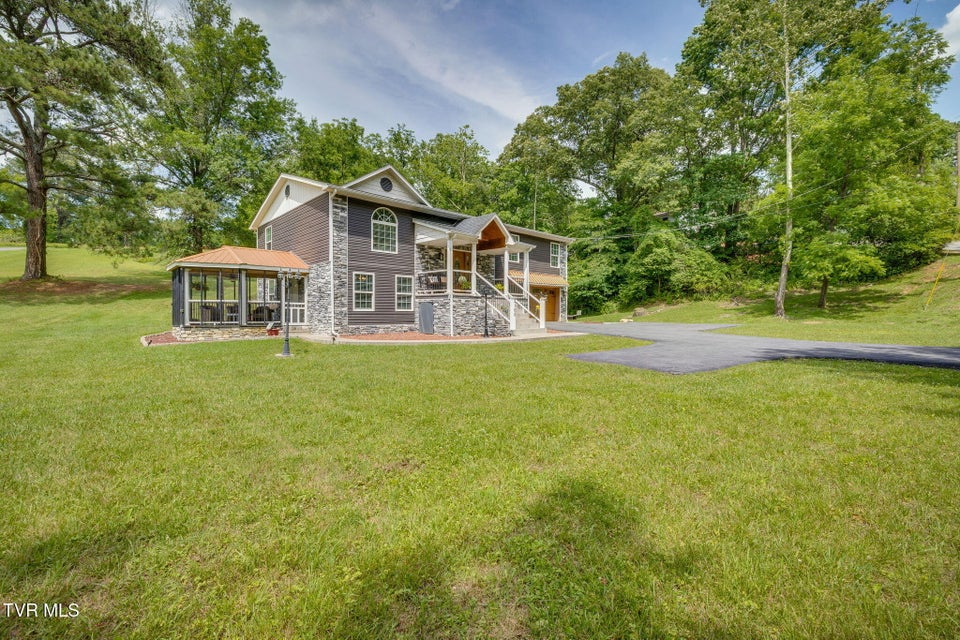 Photo #4: 2100 Longreen Road