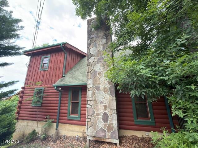 Photo #2: 929 Buck Way