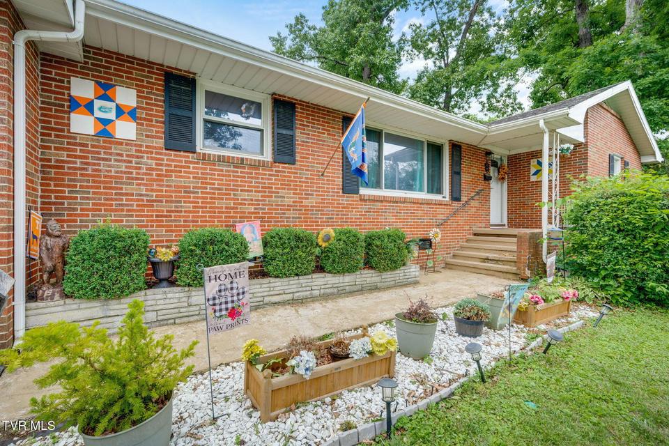 Photo #3: 1704 Acorn Court