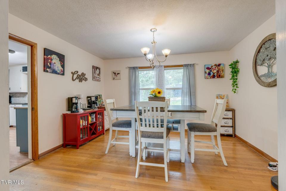 Photo #7: 1704 Acorn Court