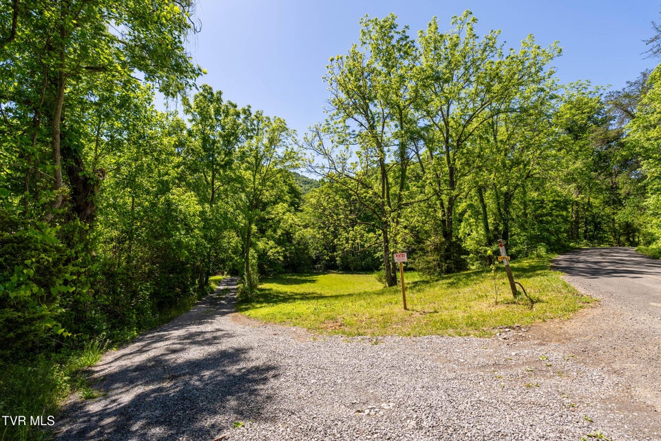 Photo #10: 1050 Butcher Valley Road