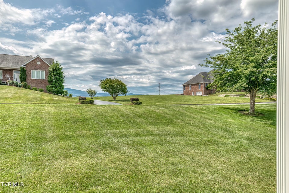 Photo #64: 228 Country Meadows Circle