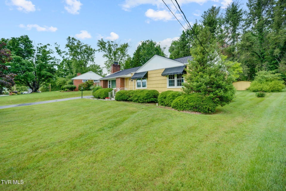Photo #5: 606 Pine Hill Road