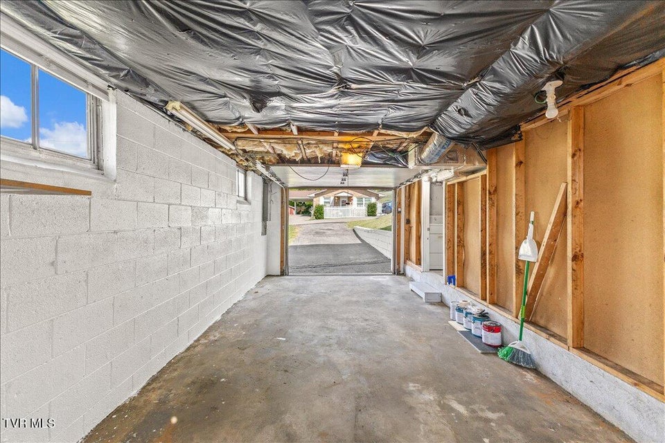Photo #26: 129 Cherrywood Lane