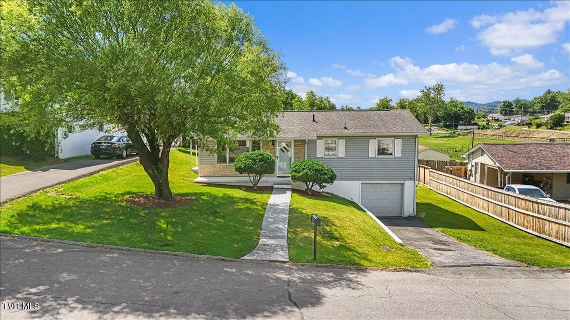 Photo #30: 129 Cherrywood Lane