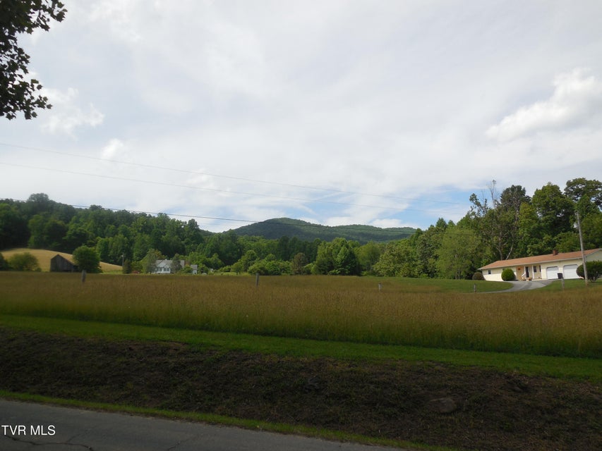 Photo #6: 123 Josiah Trail