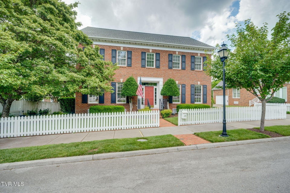 Photo #2: 24 Pendleton Place