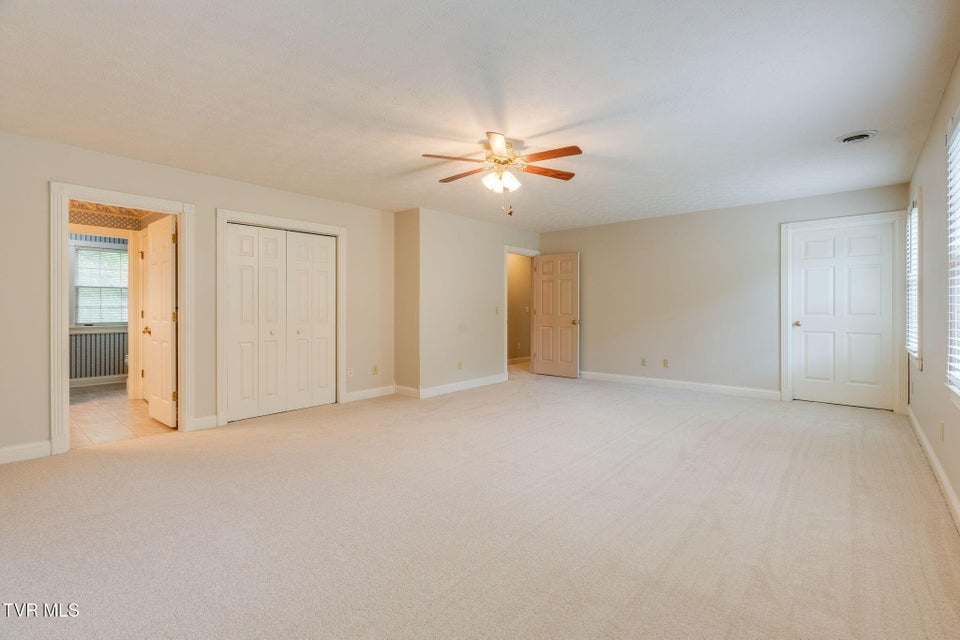 Photo #24: 24 Pendleton Place