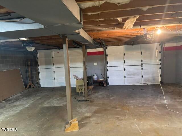 Photo #24: 328 Lawndale Drive