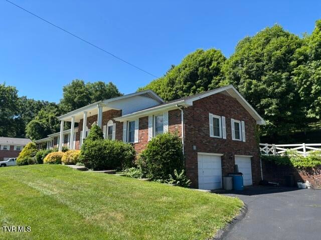 Photo #3: 328 Lawndale Drive