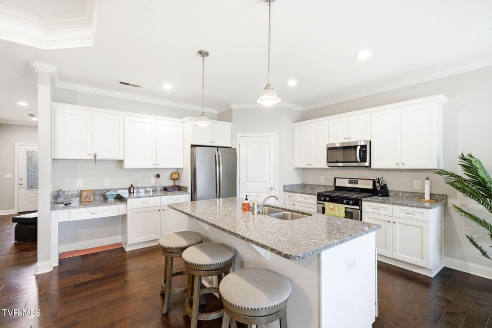 Photo #9: 1161 Osler Court