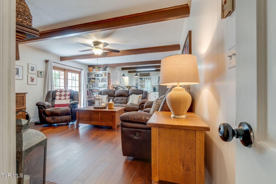 Photo #7: 702 Outer Drive