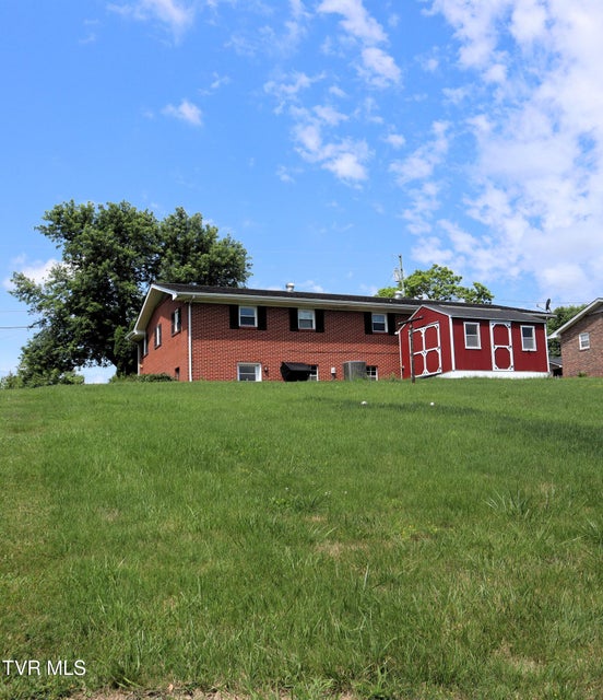 Photo #4: 160 Emerald Road