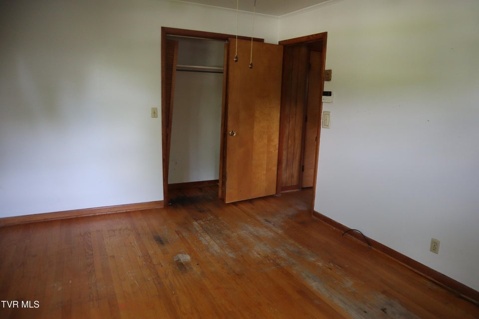 Photo #12: 160 Emerald Road