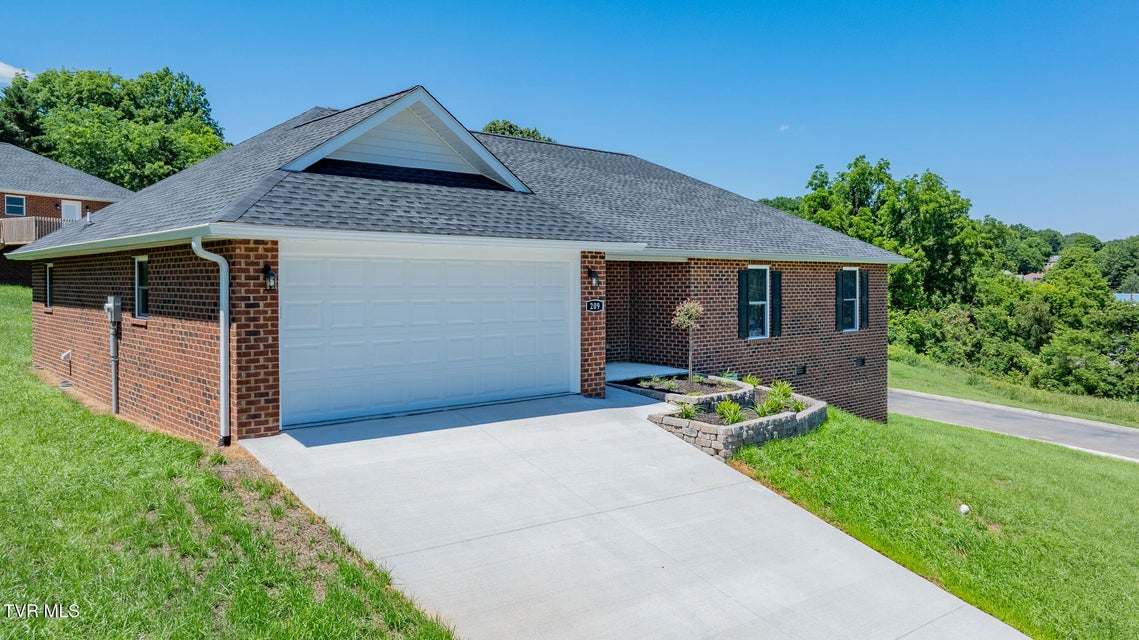 Photo #30: 209 Farmington Drive