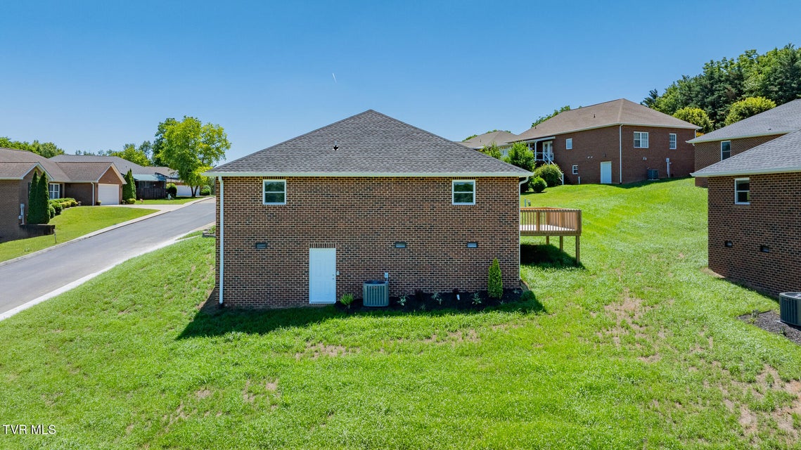 Photo #32: 209 Farmington Drive