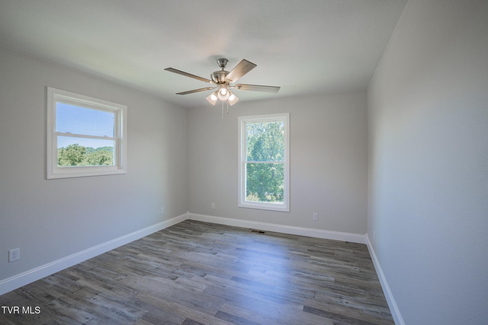 Photo #15: 209 Farmington Drive