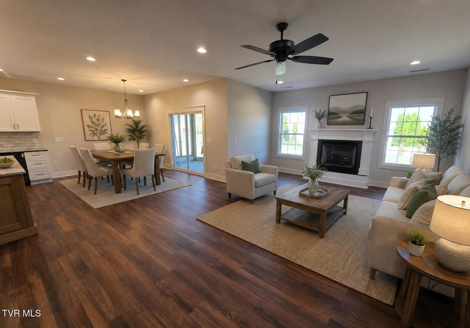 Photo #3: 1616 Maple Ridge Court