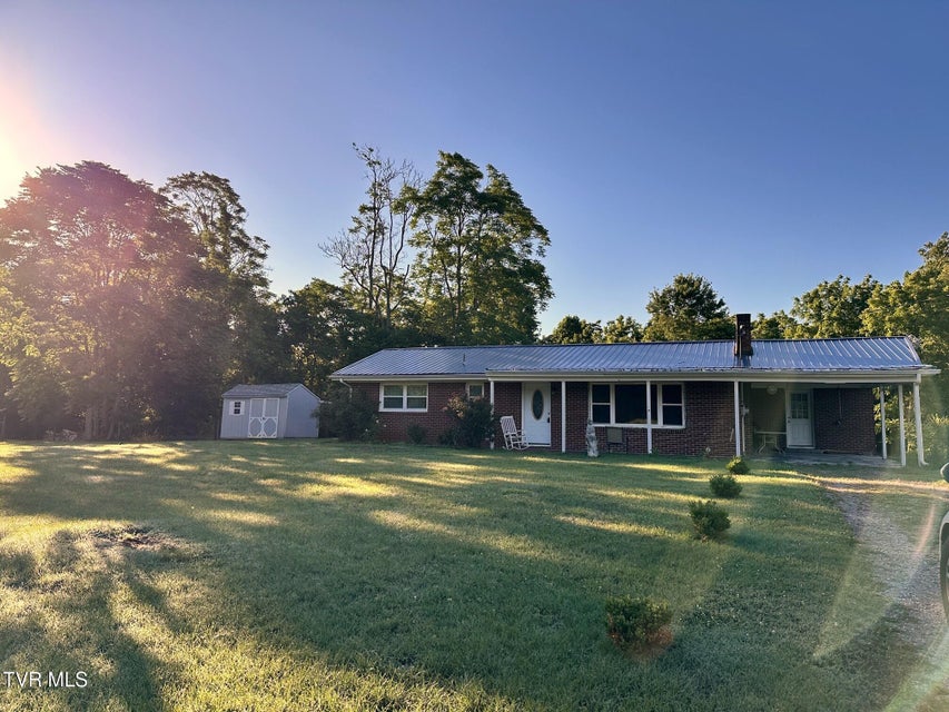 Photo #3: 107 Old Hwy 66 