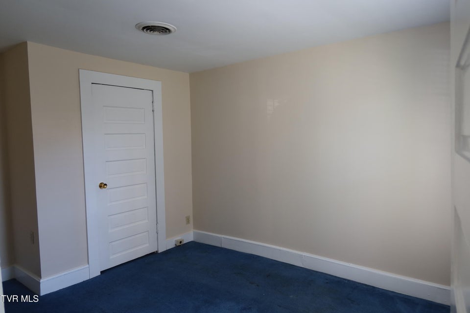 Photo #14: 554 Dale Street
