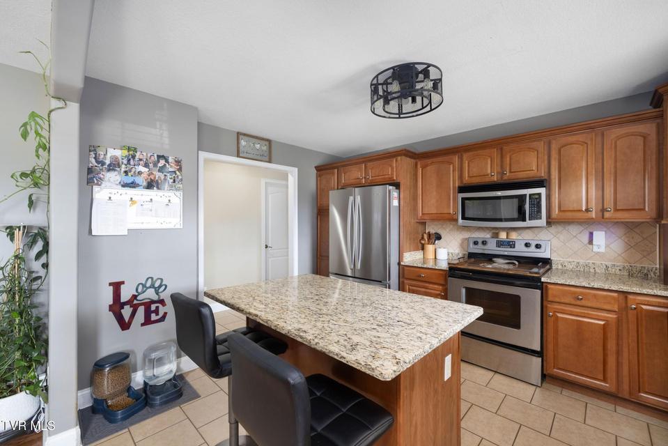 Photo #28: 245 Willow Ridge Drive