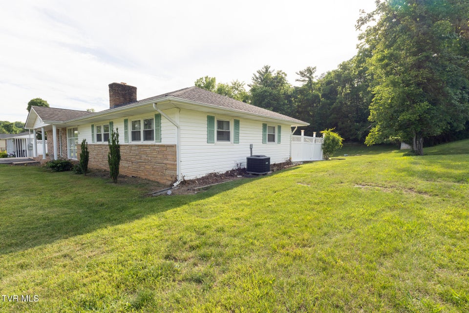 Photo #6: 1124 Indian Hills Drive