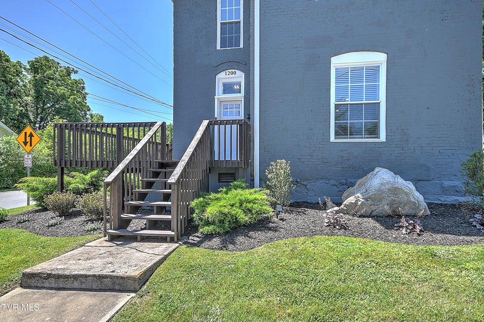 Photo #10: 1200 Windsor Avenue