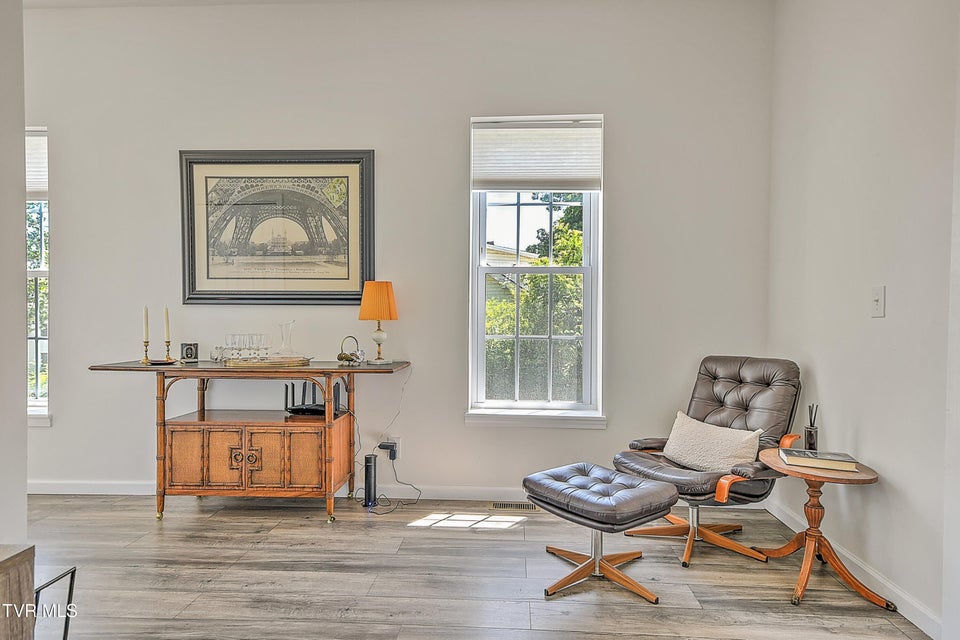 Photo #31: 1200 Windsor Avenue