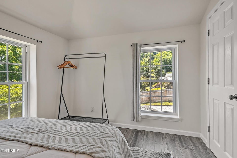 Photo #46: 1200 Windsor Avenue