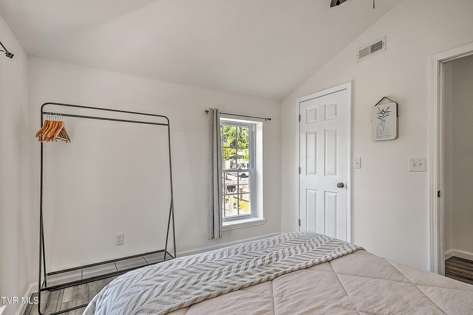 Photo #48: 1200 Windsor Avenue