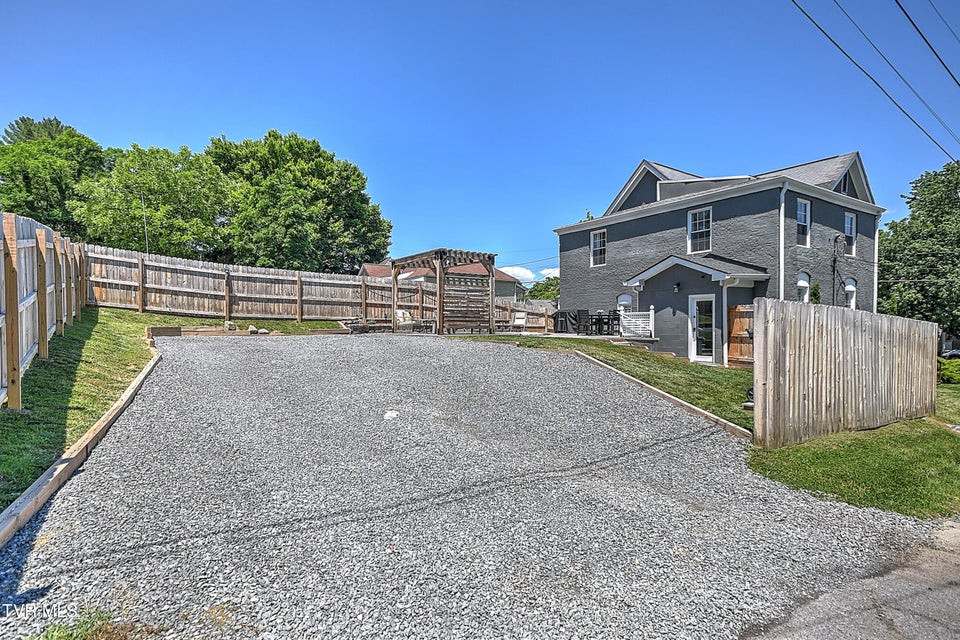 Photo #67: 1200 Windsor Avenue