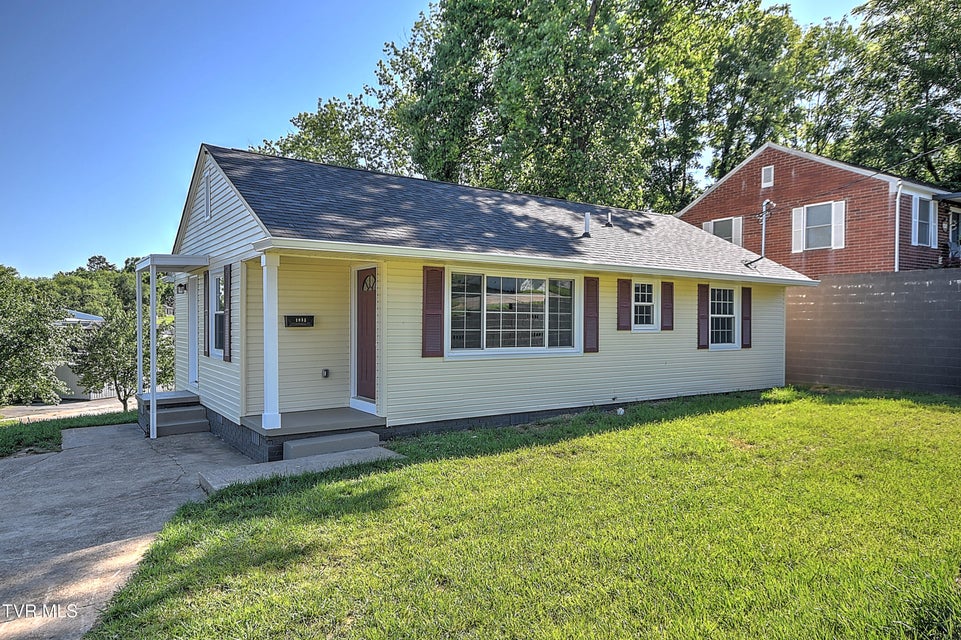 Photo #2: 1032 Wilcox Drive