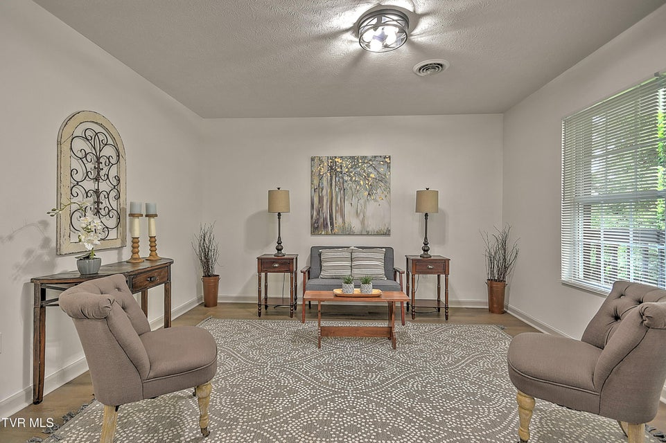 Photo #7: 2663 Anderson Street