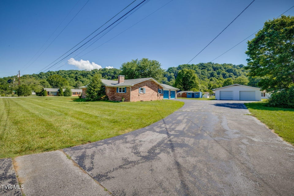 Photo #3: 168 Howard Lipford Drive