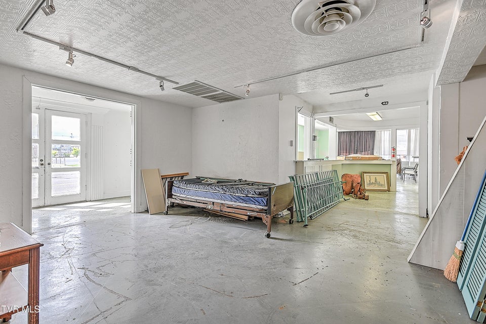 Photo #15: 320 Revere Street