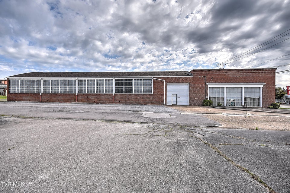 Photo #39: 320 Revere Street