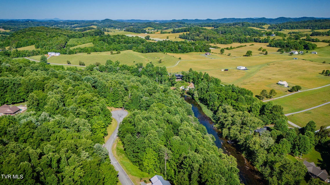 Photo #3: 160 & 170 Tailwater Road