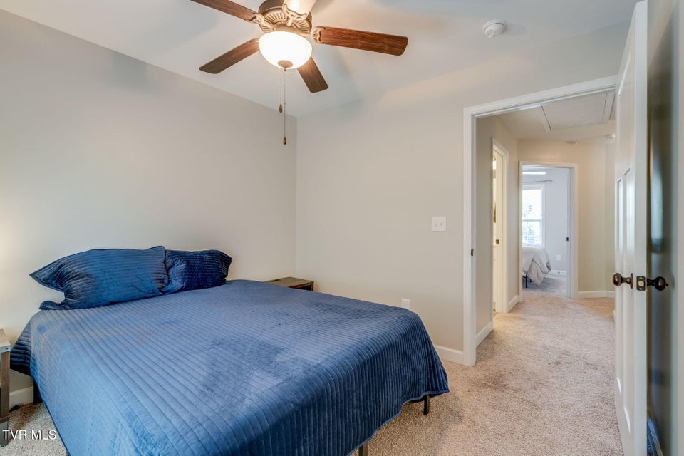 Photo #20: 262 Ridge Pointe Drive