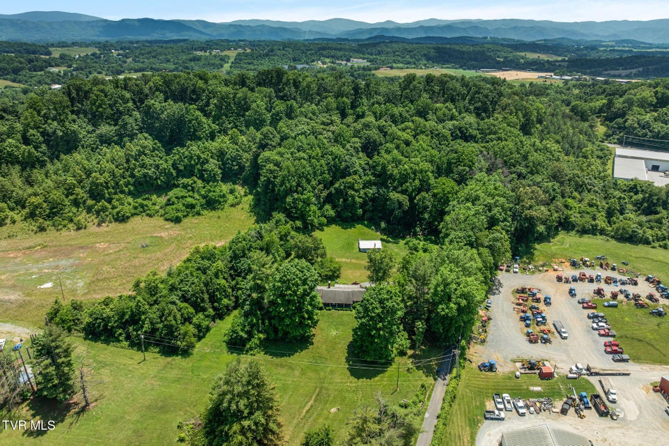 Photo #48: 1013 Creasy Road