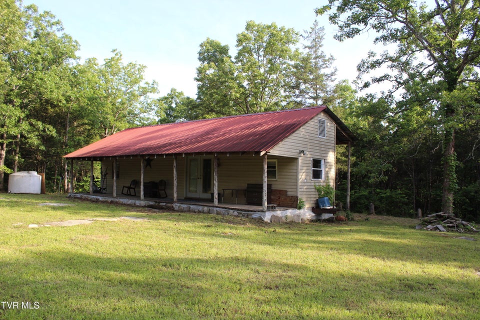 Photo #12: 755 Quince Drive